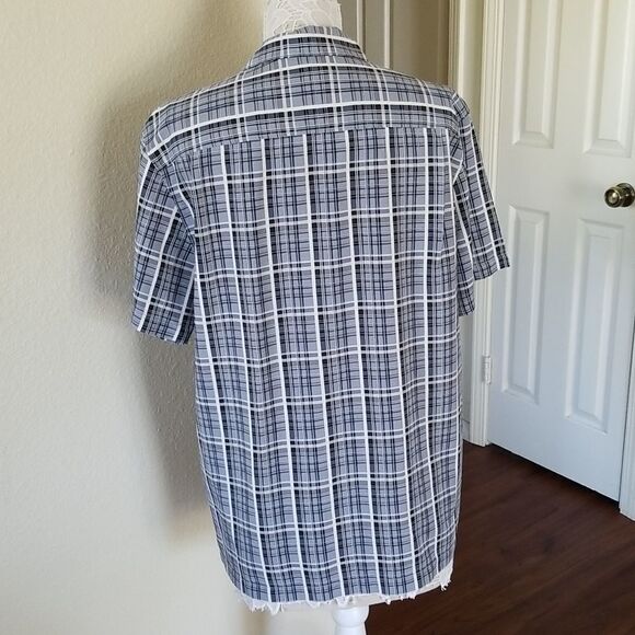 Tommy Bahama Silk Blend Shirt - Picture 4 of 12